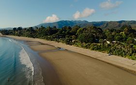 Golden Bay Holiday Park
